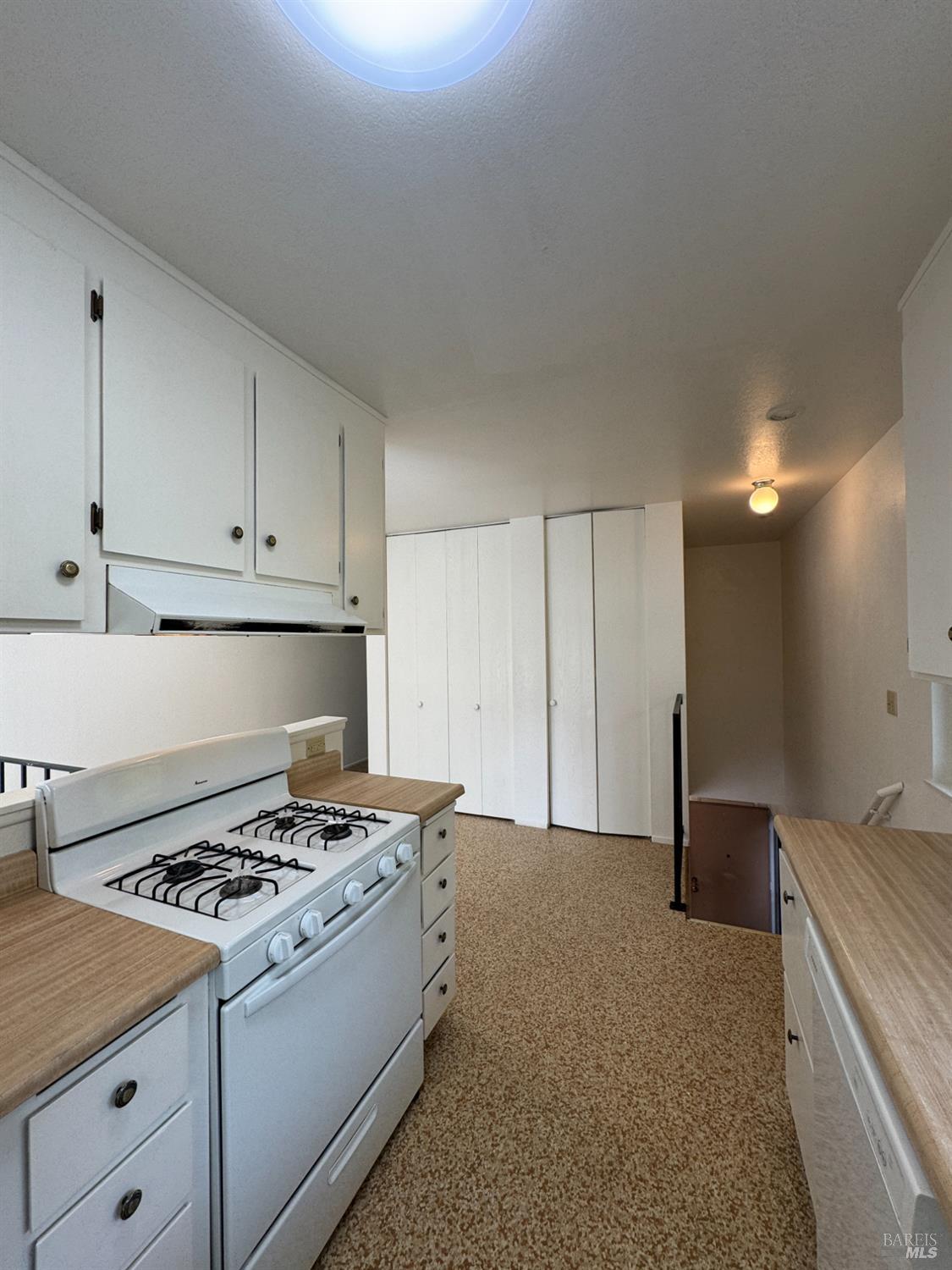 Detail Gallery Image 8 of 26 For 442 Amador St #442,  Vallejo,  CA 94590 - 2 Beds | 1/1 Baths
