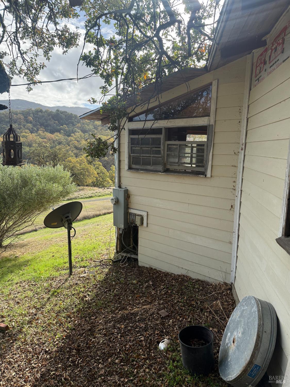 Detail Gallery Image 32 of 36 For 4411 Moose Rd, Ukiah,  CA 95482 - 2 Beds | 0/1 Baths