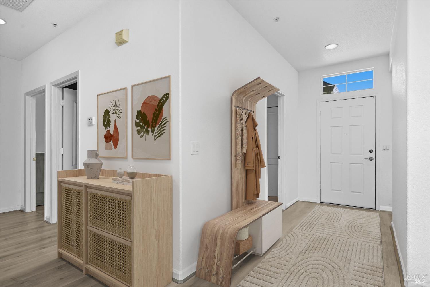 Detail Gallery Image 6 of 40 For 124 Wisteria Cir, Cloverdale,  CA 95425 - 2 Beds | 2 Baths