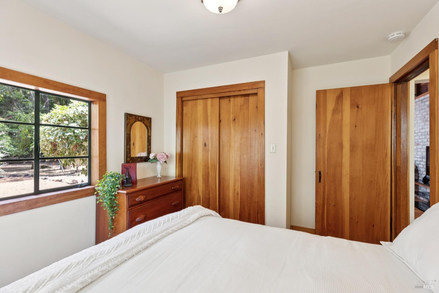 Detail Gallery Image 19 of 37 For 1311 W Dry Creek Rd, Healdsburg,  CA 95448 - 2 Beds | 1/1 Baths