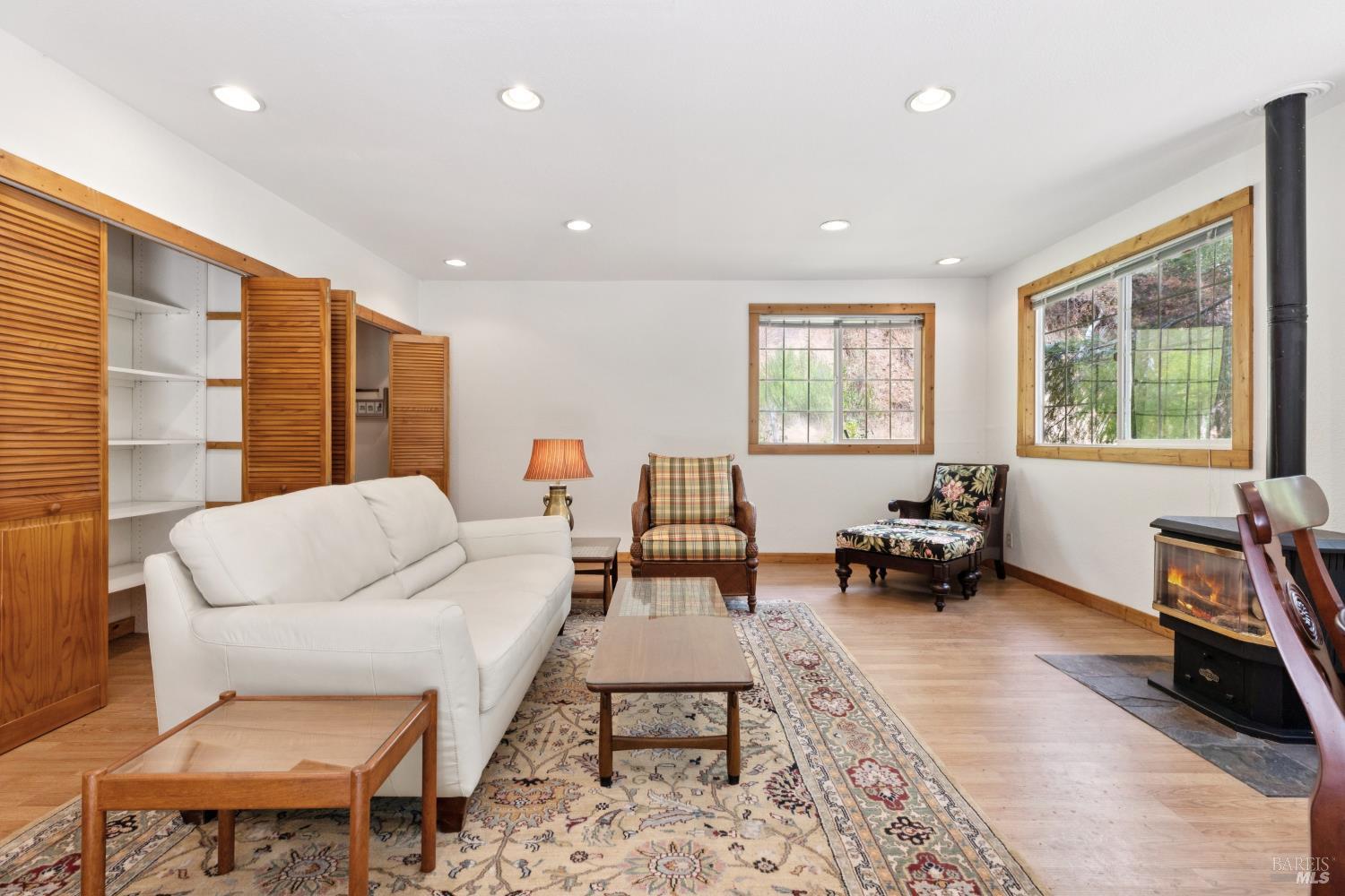 Detail Gallery Image 28 of 37 For 1311 W Dry Creek Rd, Healdsburg,  CA 95448 - 2 Beds | 1/1 Baths