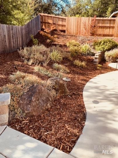 Detail Gallery Image 5 of 38 For 920 Linwood St, Vacaville,  CA 95688 - 3 Beds | 2 Baths