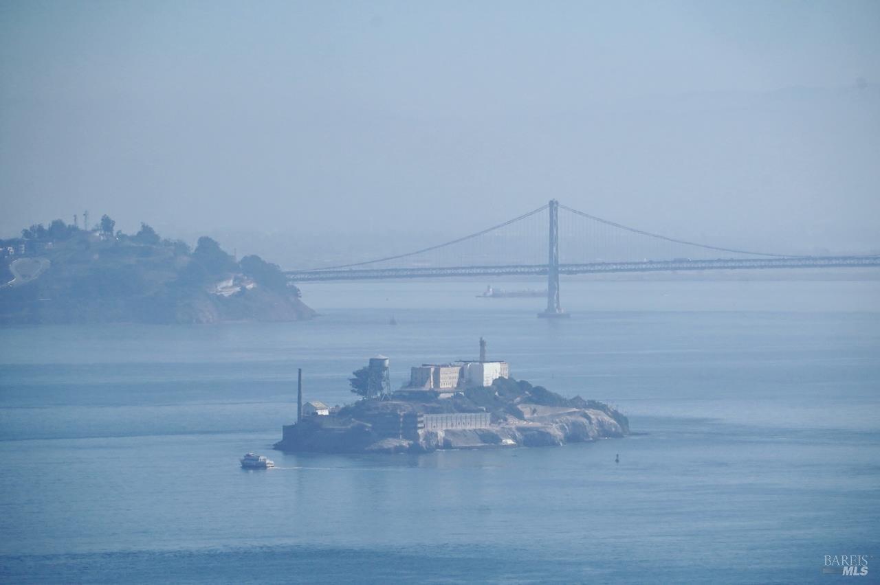 Detail Gallery Image 42 of 45 For 119 Cloud View Rd, Sausalito,  CA 94965 - 3 Beds | 3 Baths