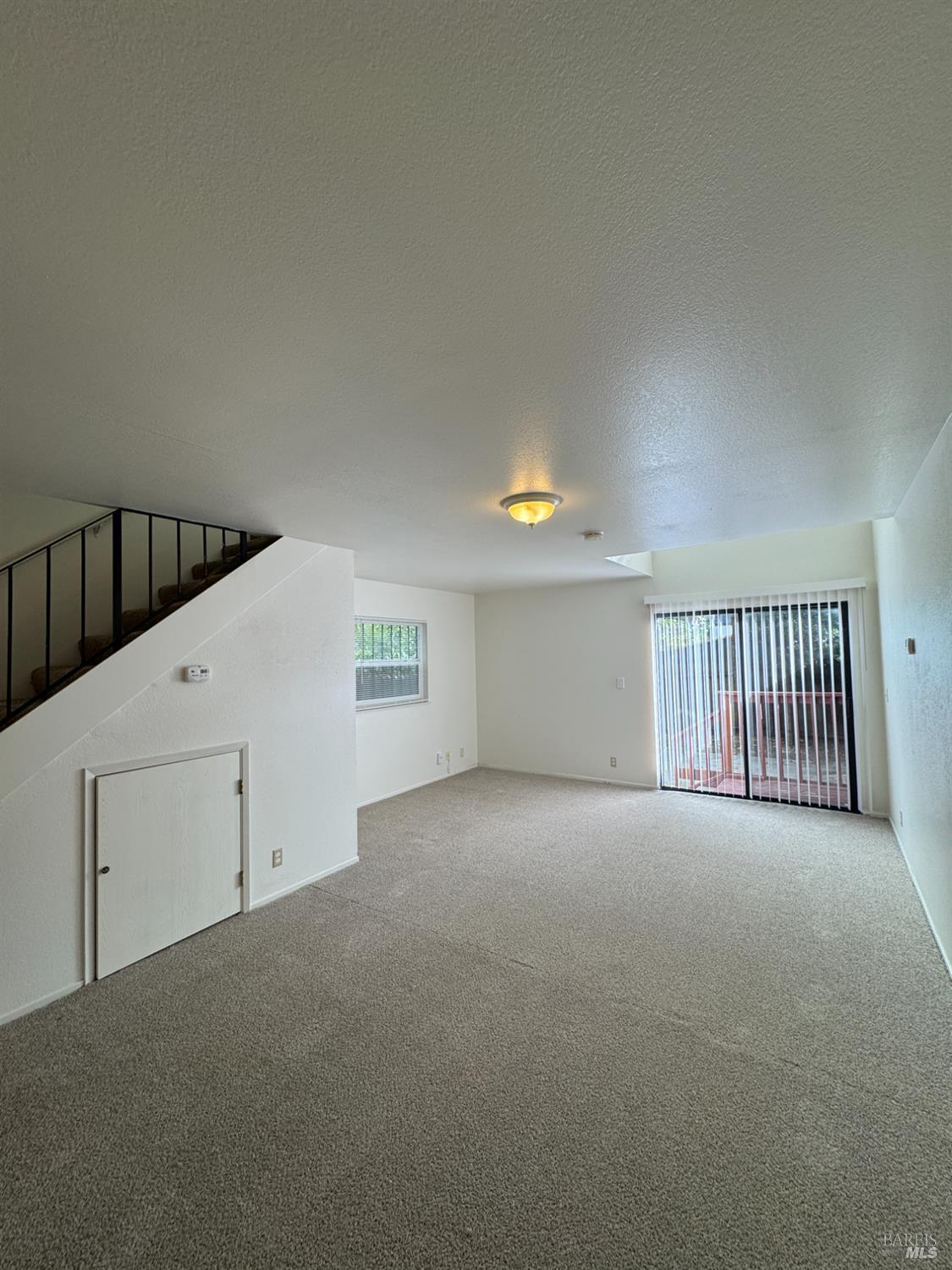 Detail Gallery Image 4 of 26 For 442 Amador St #442,  Vallejo,  CA 94590 - 2 Beds | 1/1 Baths