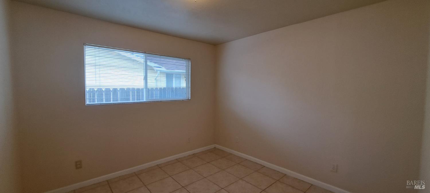 Detail Gallery Image 15 of 27 For 355 Spindrift Way, Vacaville,  CA 95687 - 3 Beds | 2 Baths