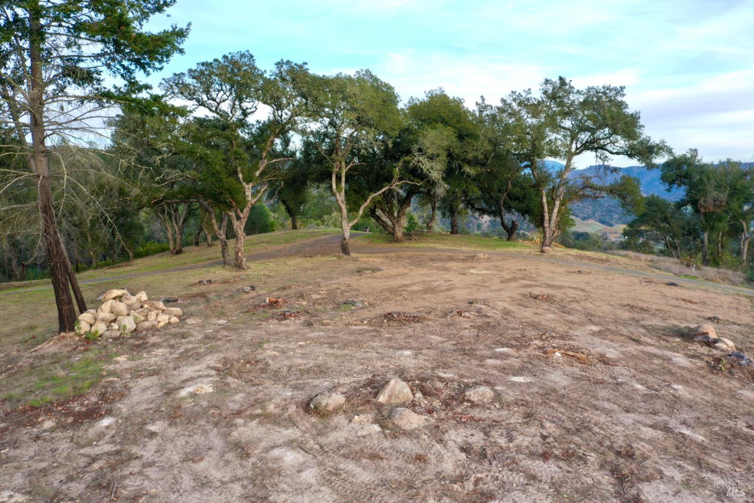 Detail Gallery Image 31 of 80 For 551 Artisan Cir, Geyserville,  CA 95441 - – Beds | – Baths