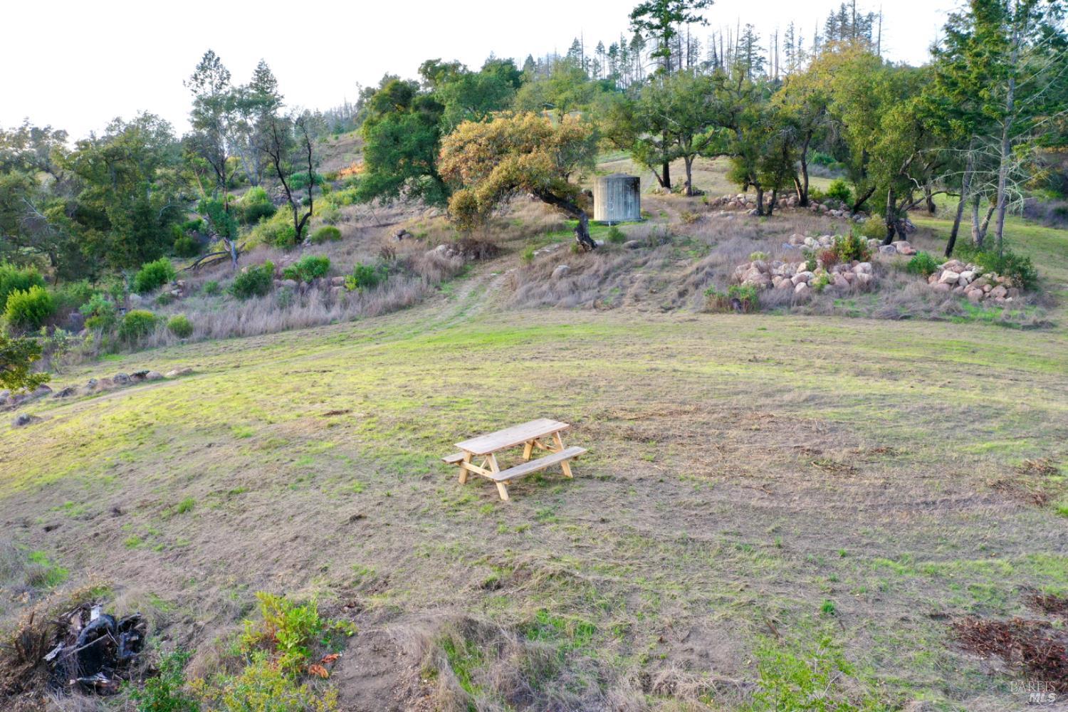 Detail Gallery Image 16 of 69 For 577 Artisan Cir, Geyserville,  CA 95441 - – Beds | – Baths