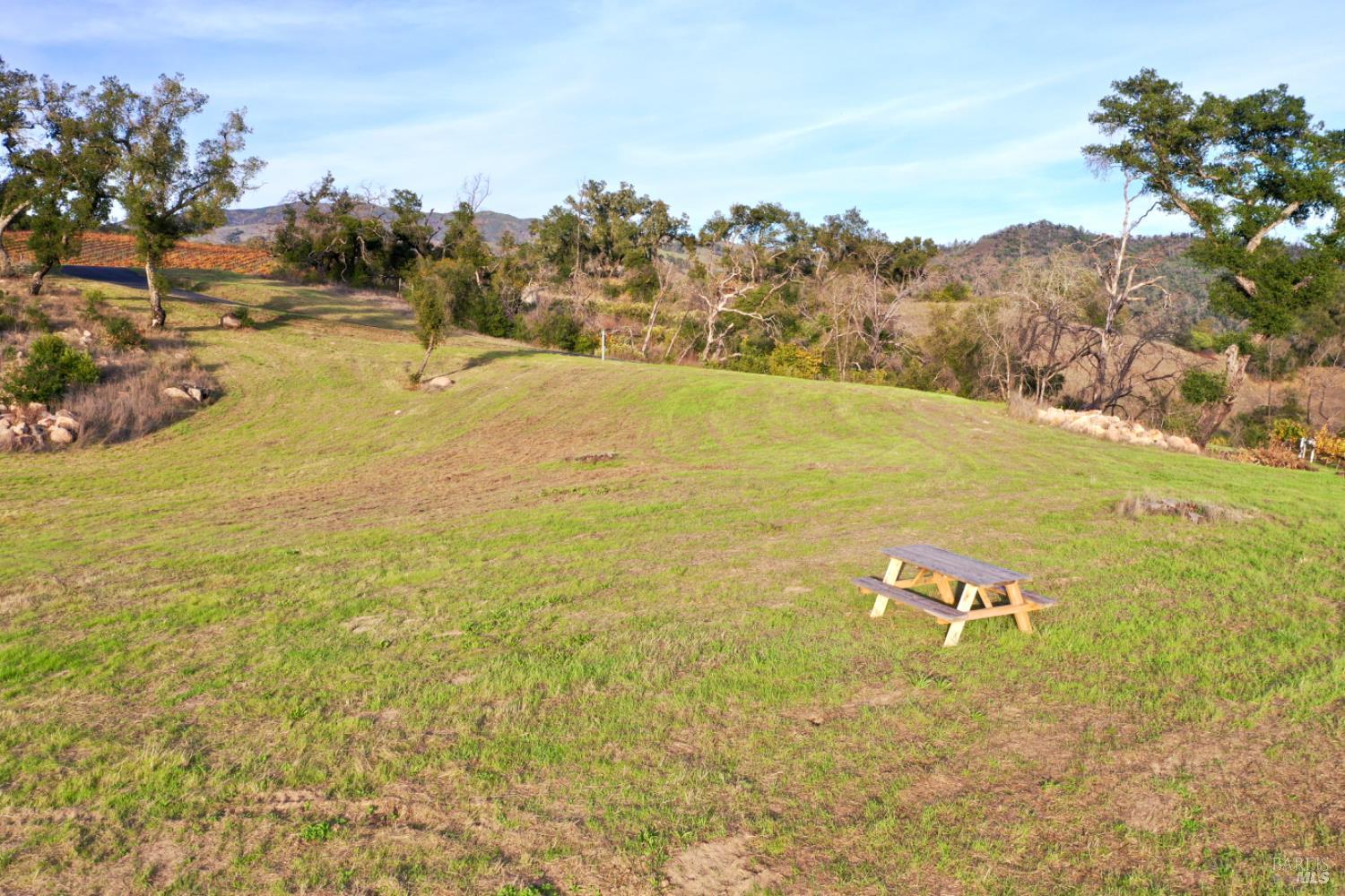 Detail Gallery Image 14 of 65 For 594 Artisan Cir, Geyserville,  CA 95441 - – Beds | – Baths