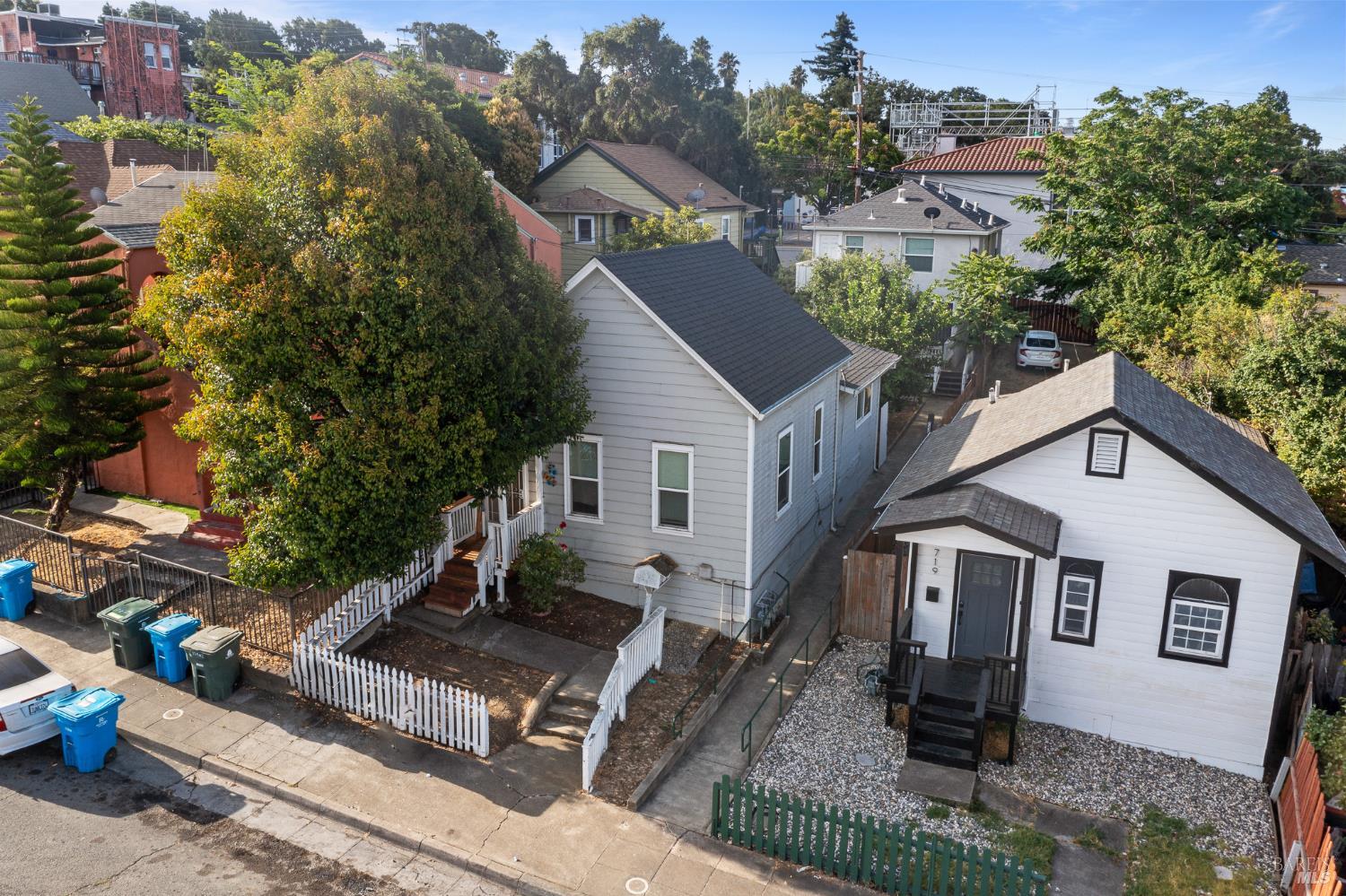 Detail Gallery Image 4 of 30 For 723 Florida St, Vallejo,  CA 94590 - – Beds | – Baths