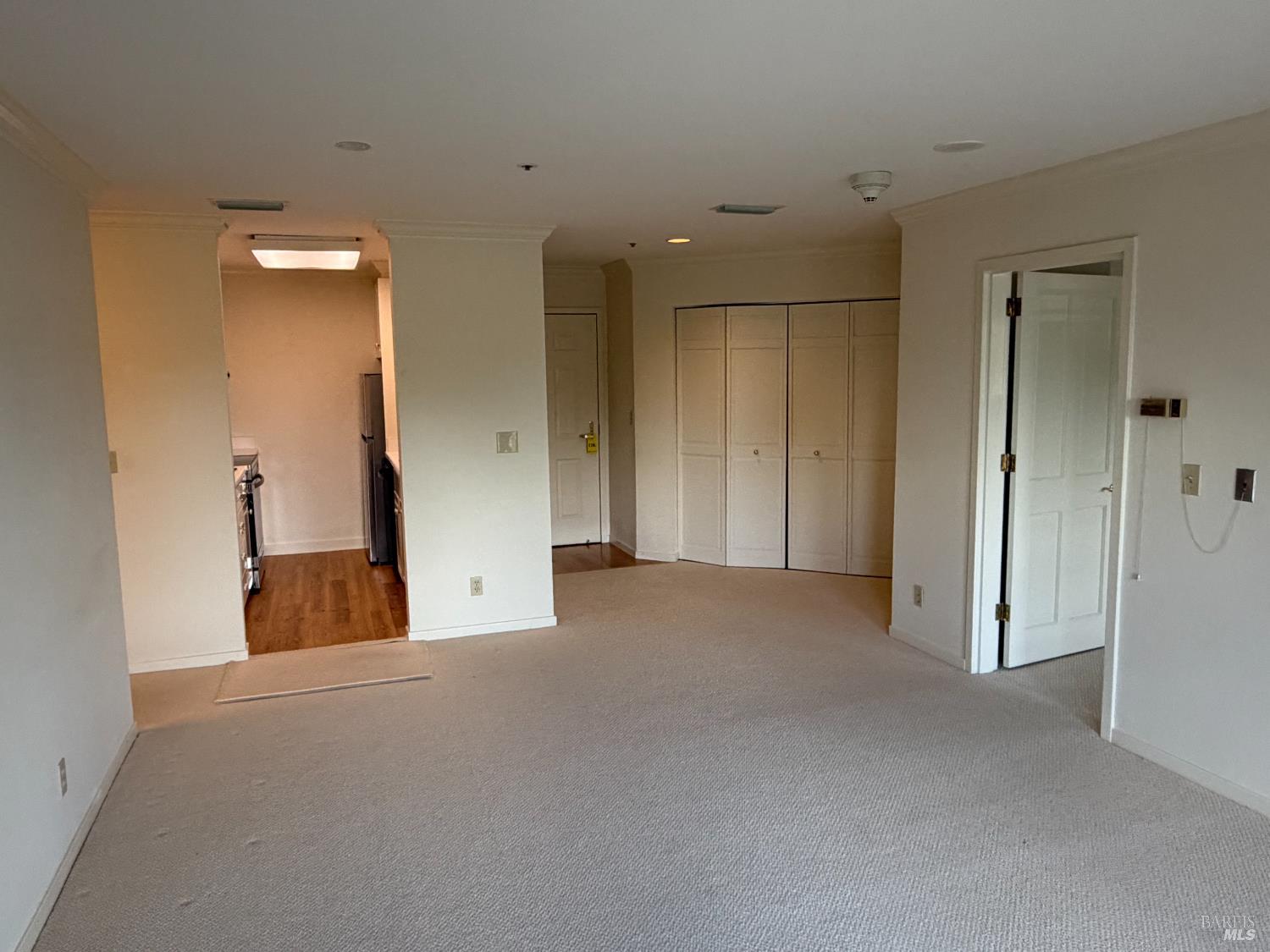 Detail Gallery Image 7 of 22 For 100 Thorndale Dr #125,  San Rafael,  CA 94903 - 2 Beds | 2 Baths