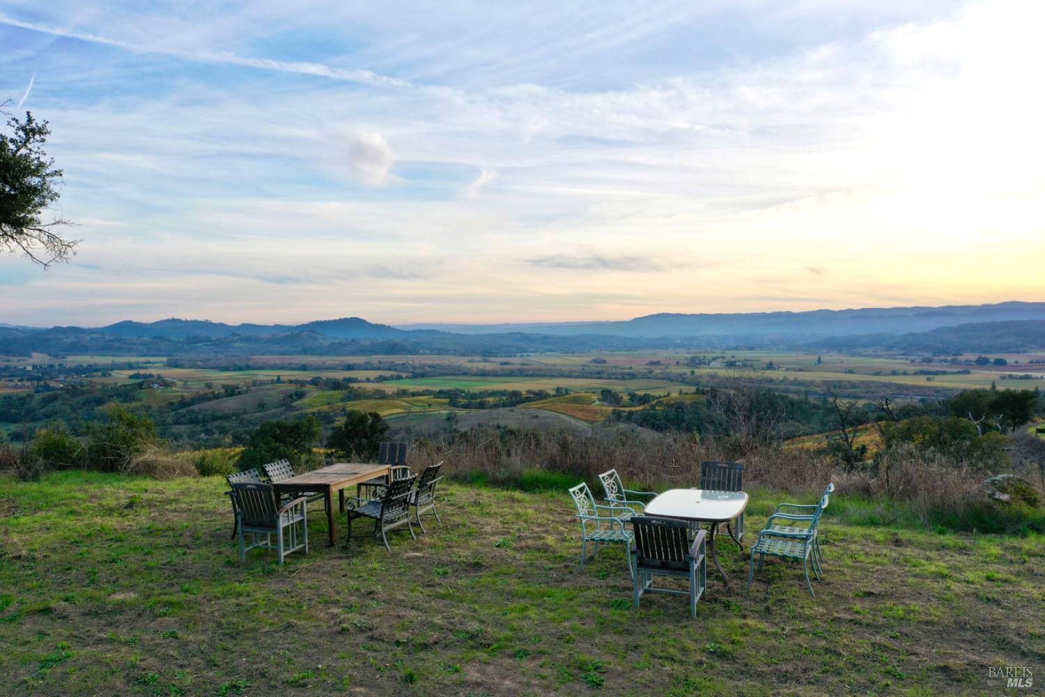 Detail Gallery Image 17 of 76 For 500 Artisan Cir, Geyserville,  CA 95441 - – Beds | – Baths