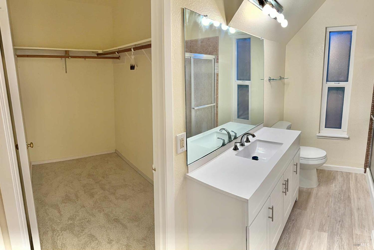 Detail Gallery Image 5 of 62 For 7086 Fircrest Ave, Sebastopol,  CA 95472 - 2 Beds | 2 Baths