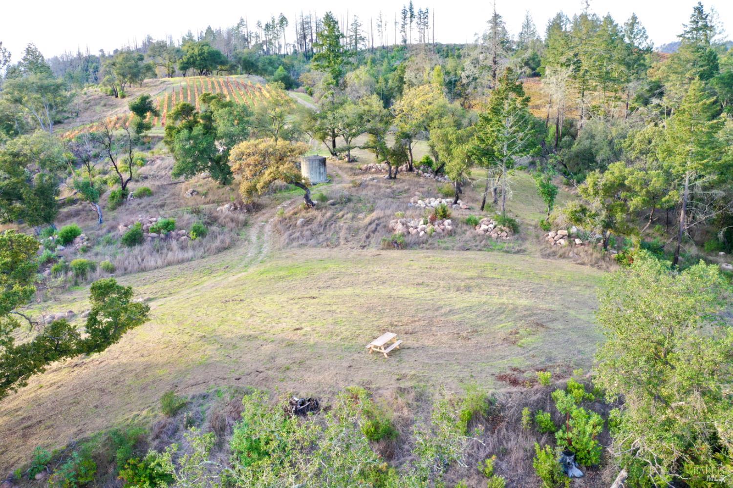 Detail Gallery Image 13 of 69 For 577 Artisan Cir, Geyserville,  CA 95441 - – Beds | – Baths