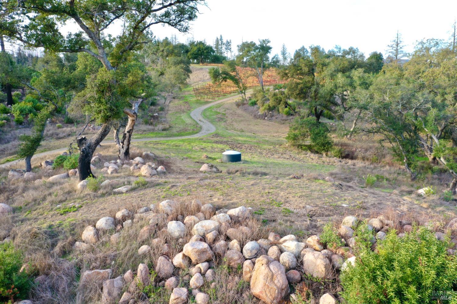 Detail Gallery Image 27 of 69 For 577 Artisan Cir, Geyserville,  CA 95441 - – Beds | – Baths