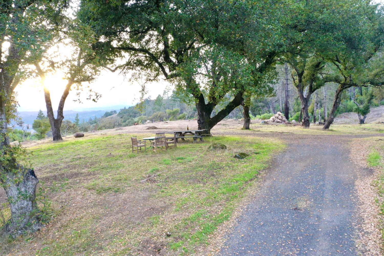 Detail Gallery Image 9 of 80 For 551 Artisan Cir, Geyserville,  CA 95441 - – Beds | – Baths