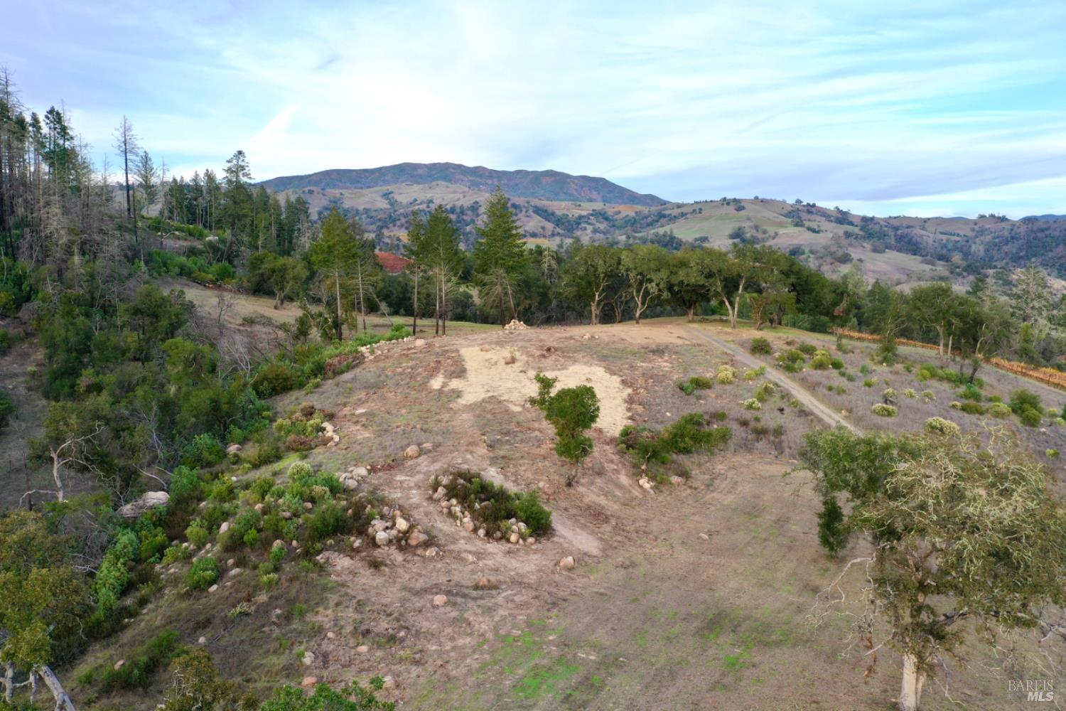 Detail Gallery Image 36 of 80 For 551 Artisan Cir, Geyserville,  CA 95441 - – Beds | – Baths