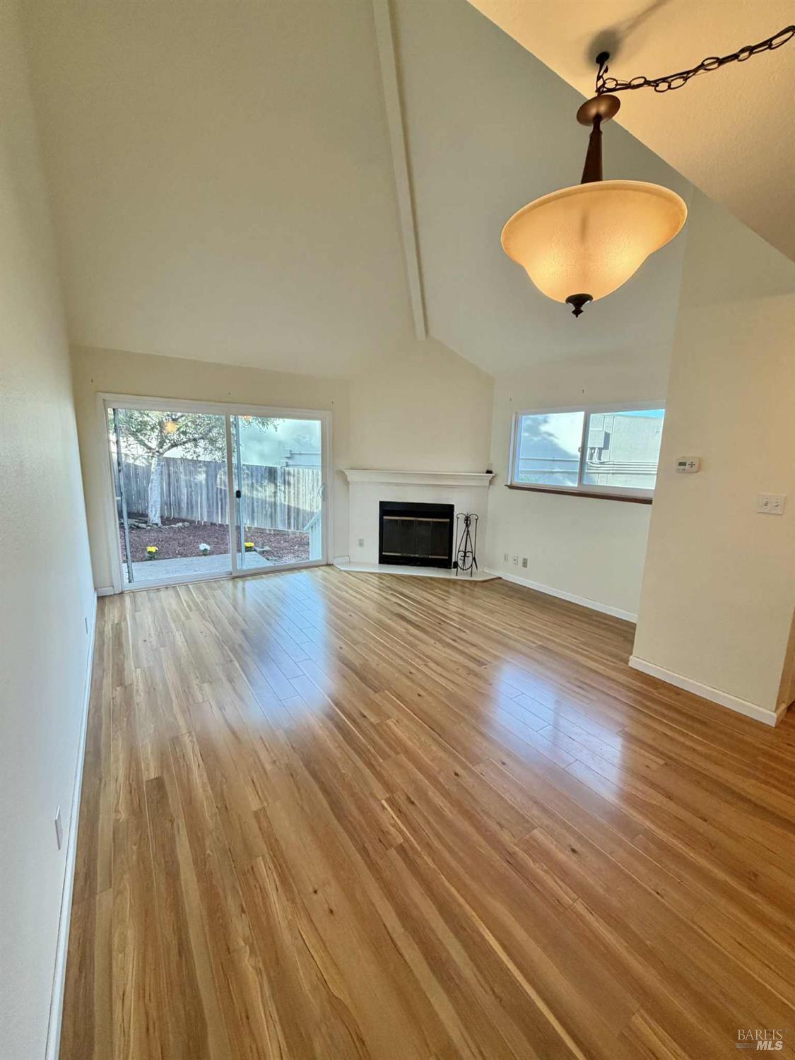 Detail Gallery Image 8 of 62 For 7086 Fircrest Ave, Sebastopol,  CA 95472 - 2 Beds | 2 Baths