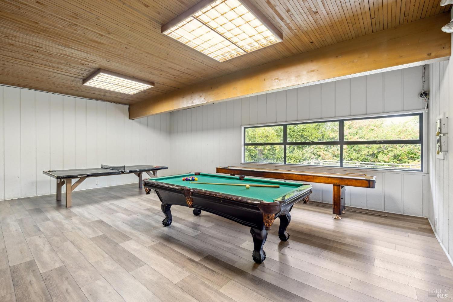 Detail Gallery Image 29 of 33 For 14 Mariner Green Dr, Corte Madera,  CA 94925 - 3 Beds | 2/1 Baths