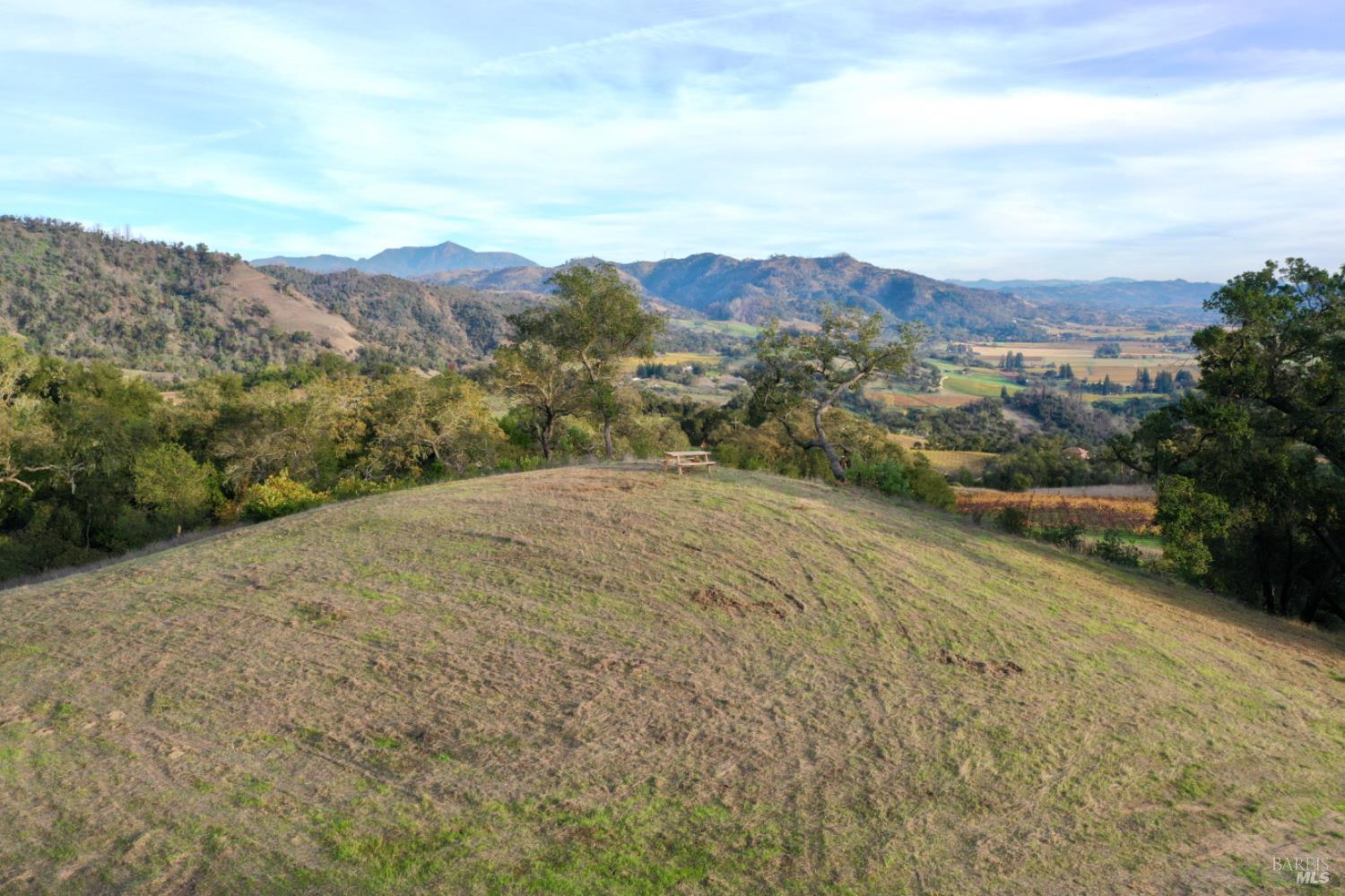 Detail Gallery Image 17 of 69 For 577 Artisan Cir, Geyserville,  CA 95441 - – Beds | – Baths