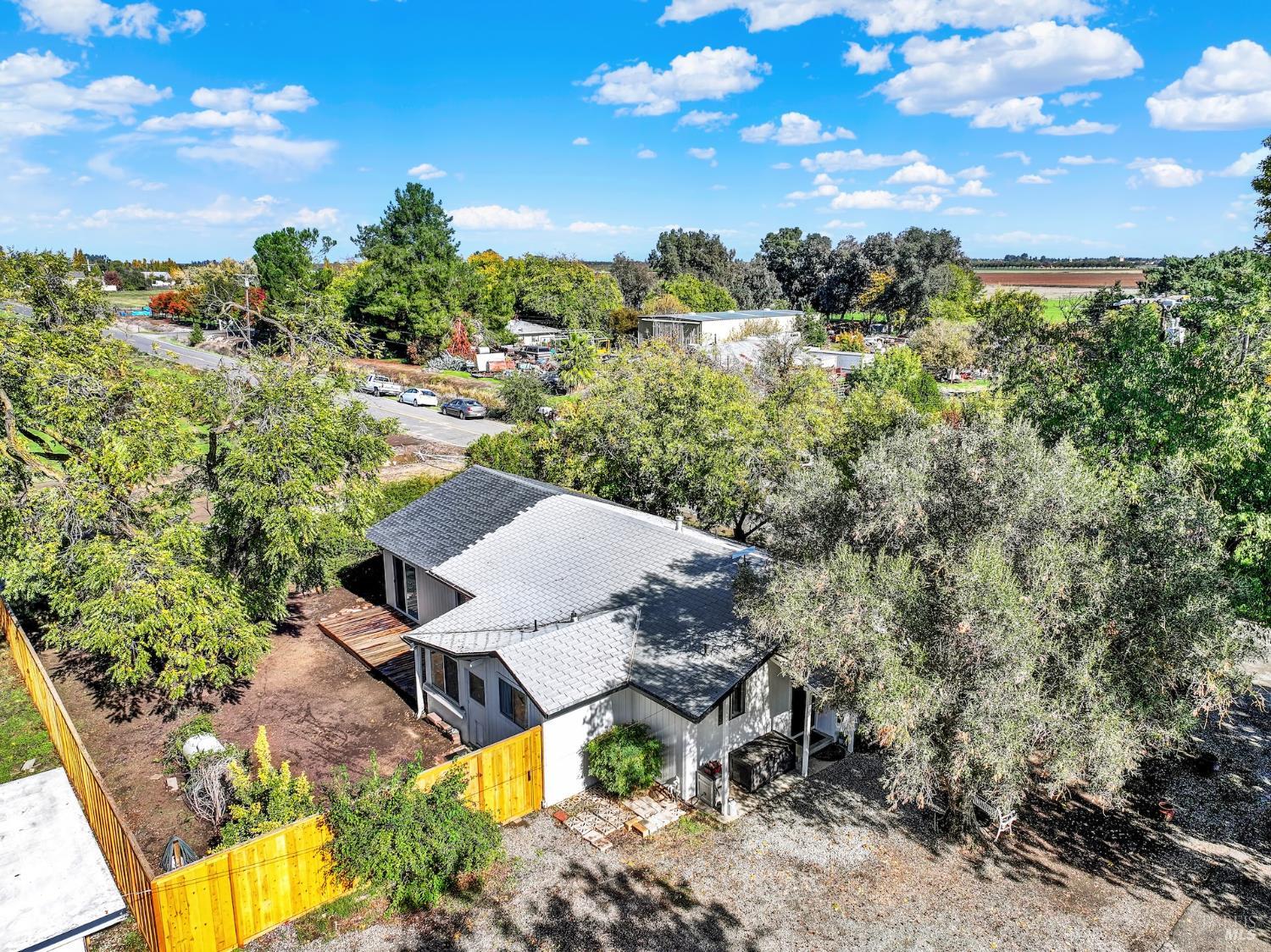 Detail Gallery Image 38 of 81 For 7707 Serpa Ln, Dixon,  CA 95620 - 2 Beds | 2/1 Baths