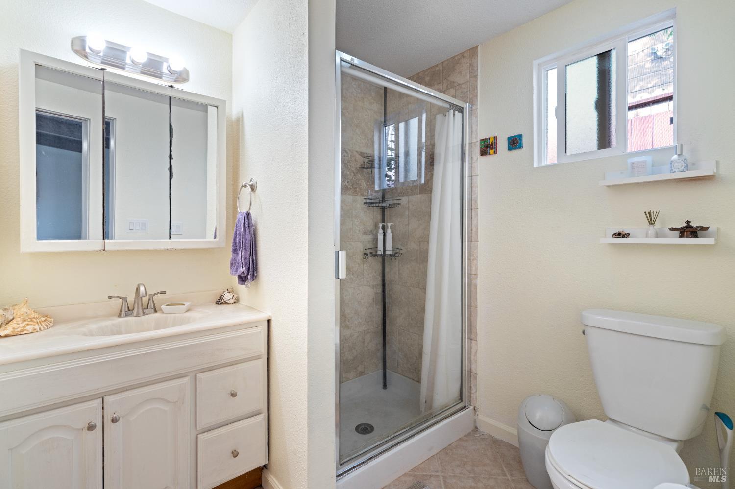 Detail Gallery Image 22 of 43 For 501 Baywood Dr, Vallejo,  CA 94591 - 3 Beds | 2 Baths