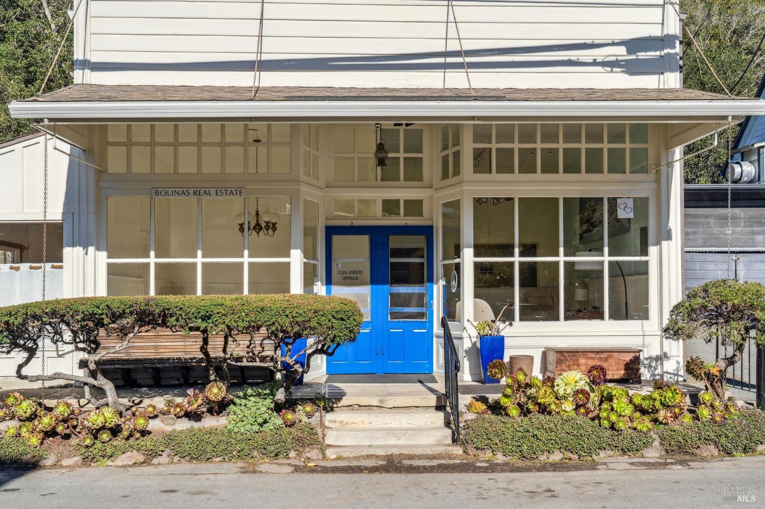 Detail Gallery Image 2 of 45 For 3 Wharf Rd, Bolinas,  CA 94924 - – Beds | – Baths