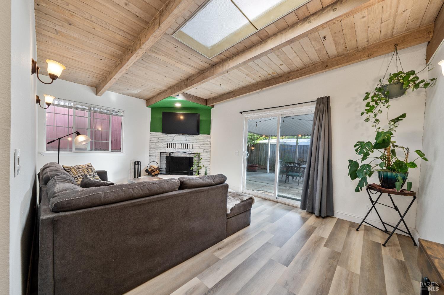 Detail Gallery Image 23 of 43 For 501 Baywood Dr, Vallejo,  CA 94591 - 3 Beds | 2 Baths