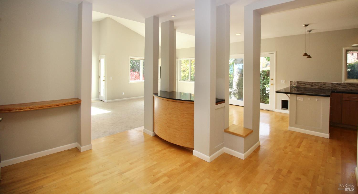 Detail Gallery Image 8 of 29 For Address Is Not Disclosed, Mill Valley,  CA 94941 - 3 Beds | 2/1 Baths