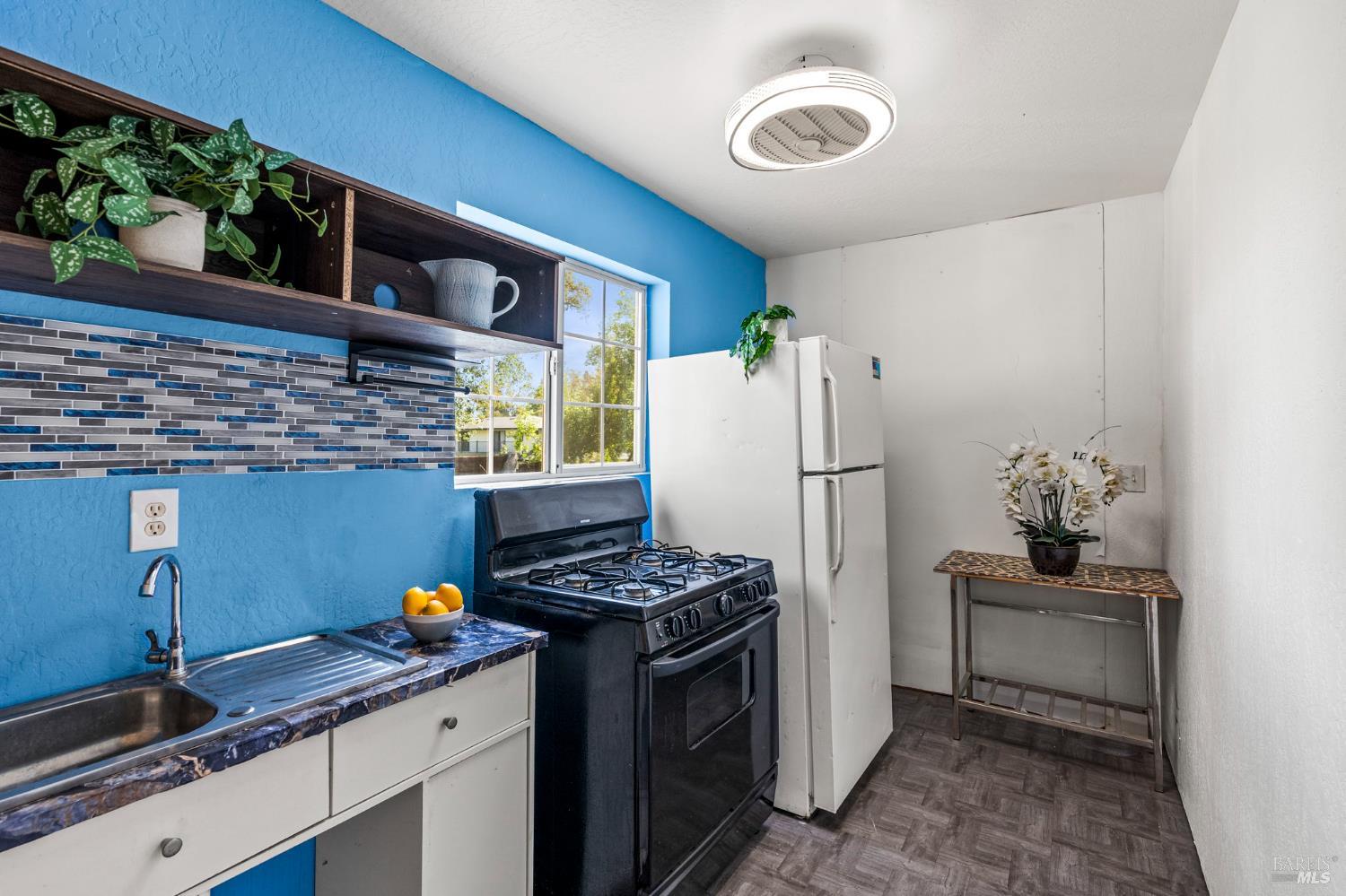 Detail Gallery Image 18 of 49 For 355 Sky Oaks Dr, Angwin,  CA 94508 - 5 Beds | 2 Baths