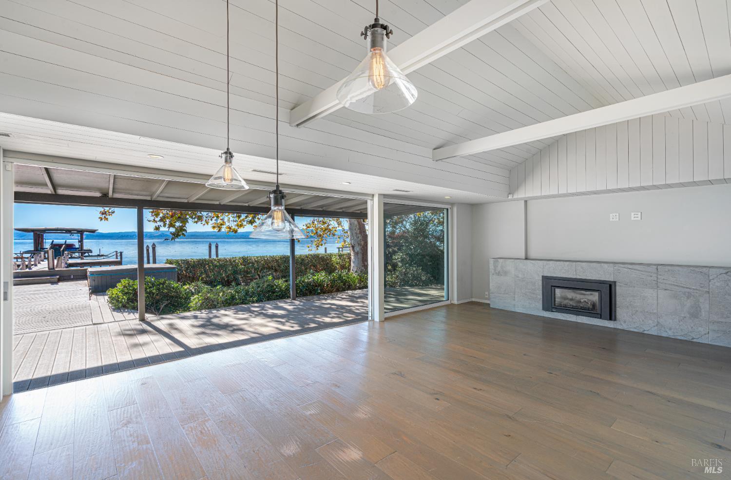 Detail Gallery Image 19 of 88 For 4627 E State Hwy 20 Unkn, Nice,  CA 95464 - 4 Beds | 3 Baths