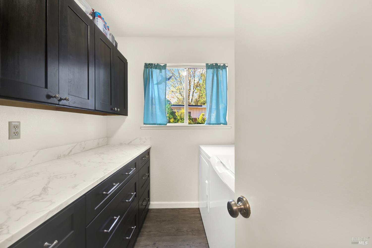 Detail Gallery Image 49 of 81 For 7707 Serpa Ln, Dixon,  CA 95620 - 2 Beds | 2/1 Baths