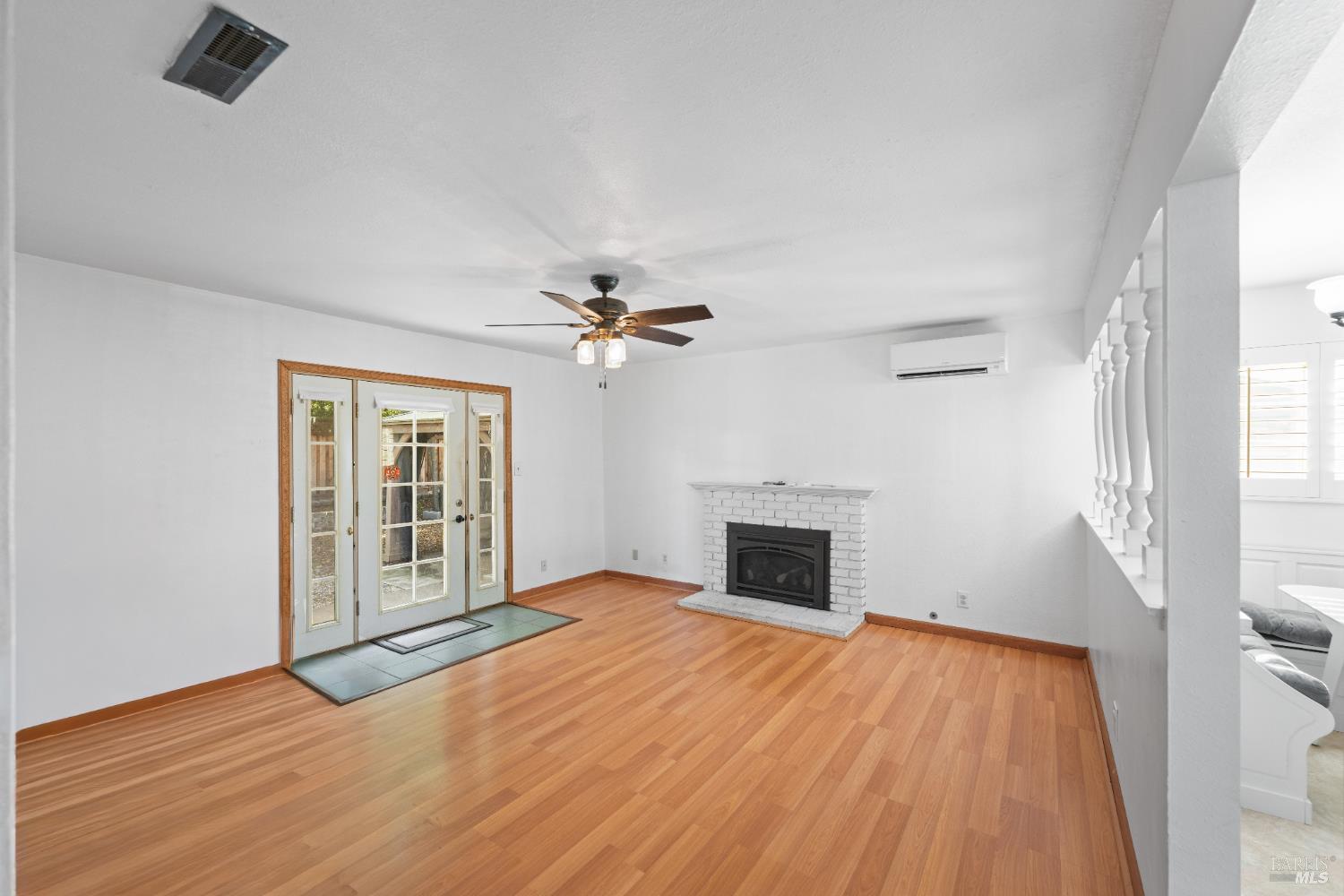 Detail Gallery Image 5 of 40 For 1557 Madrid Ct, Napa,  CA 94559 - 3 Beds | 2 Baths