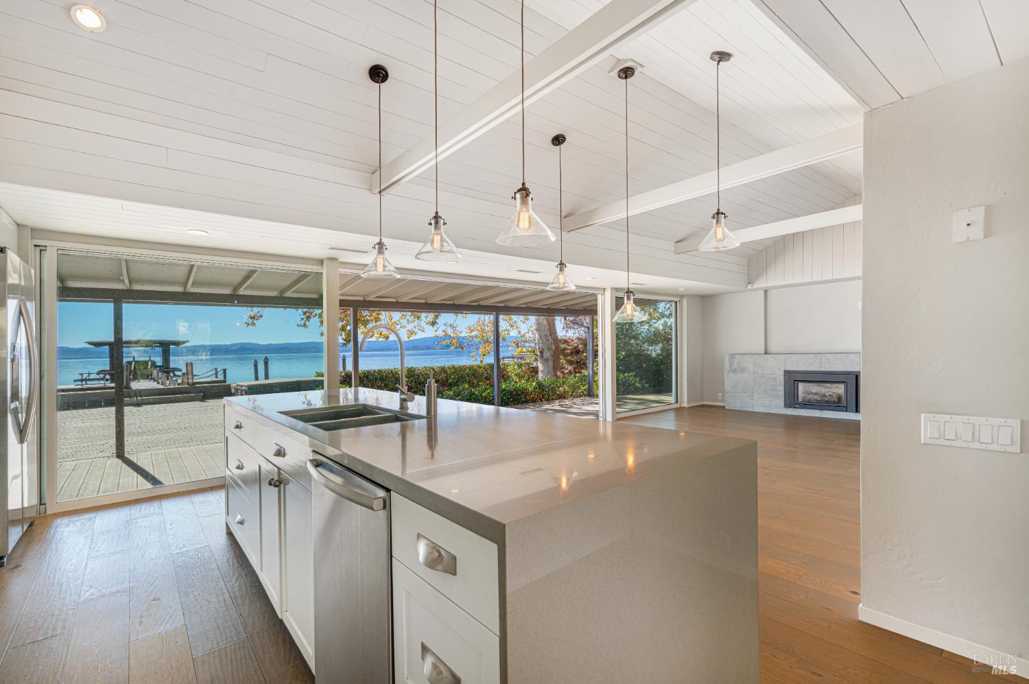 Front Image Thumbnail for BA325096821