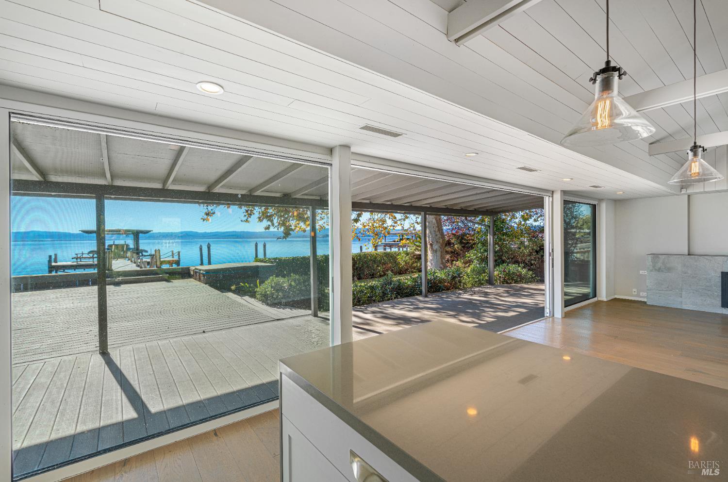 Detail Gallery Image 10 of 88 For 4627 E State Hwy 20 Unkn, Nice,  CA 95464 - 4 Beds | 3 Baths