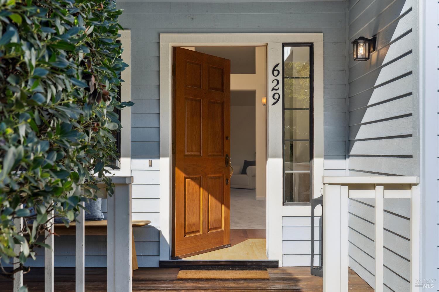 Detail Gallery Image 7 of 59 For 629 Barcelona Dr, Sonoma,  CA 95476 - 3 Beds | 2 Baths