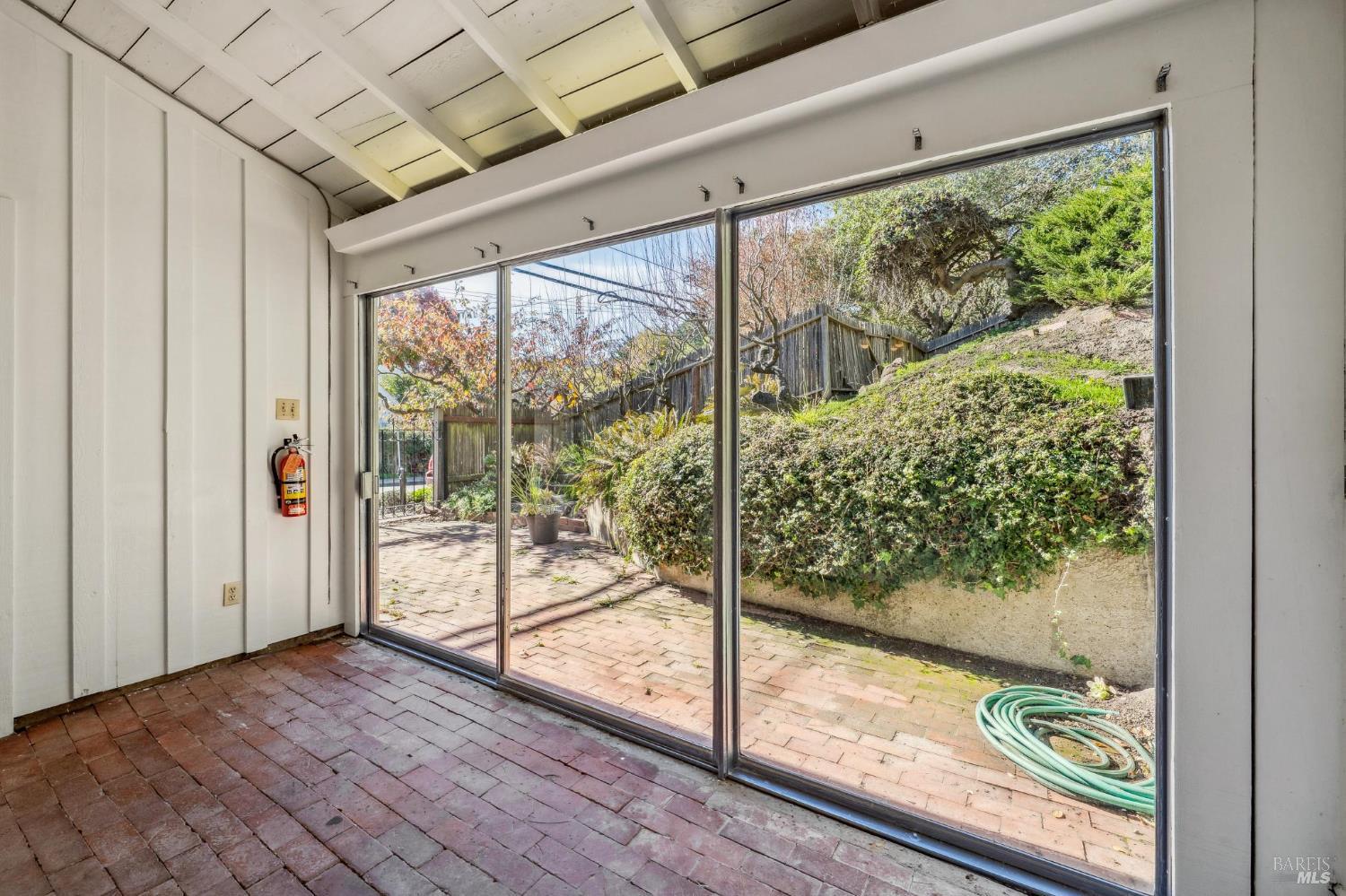 Detail Gallery Image 36 of 45 For 3 Wharf Rd, Bolinas,  CA 94924 - – Beds | – Baths