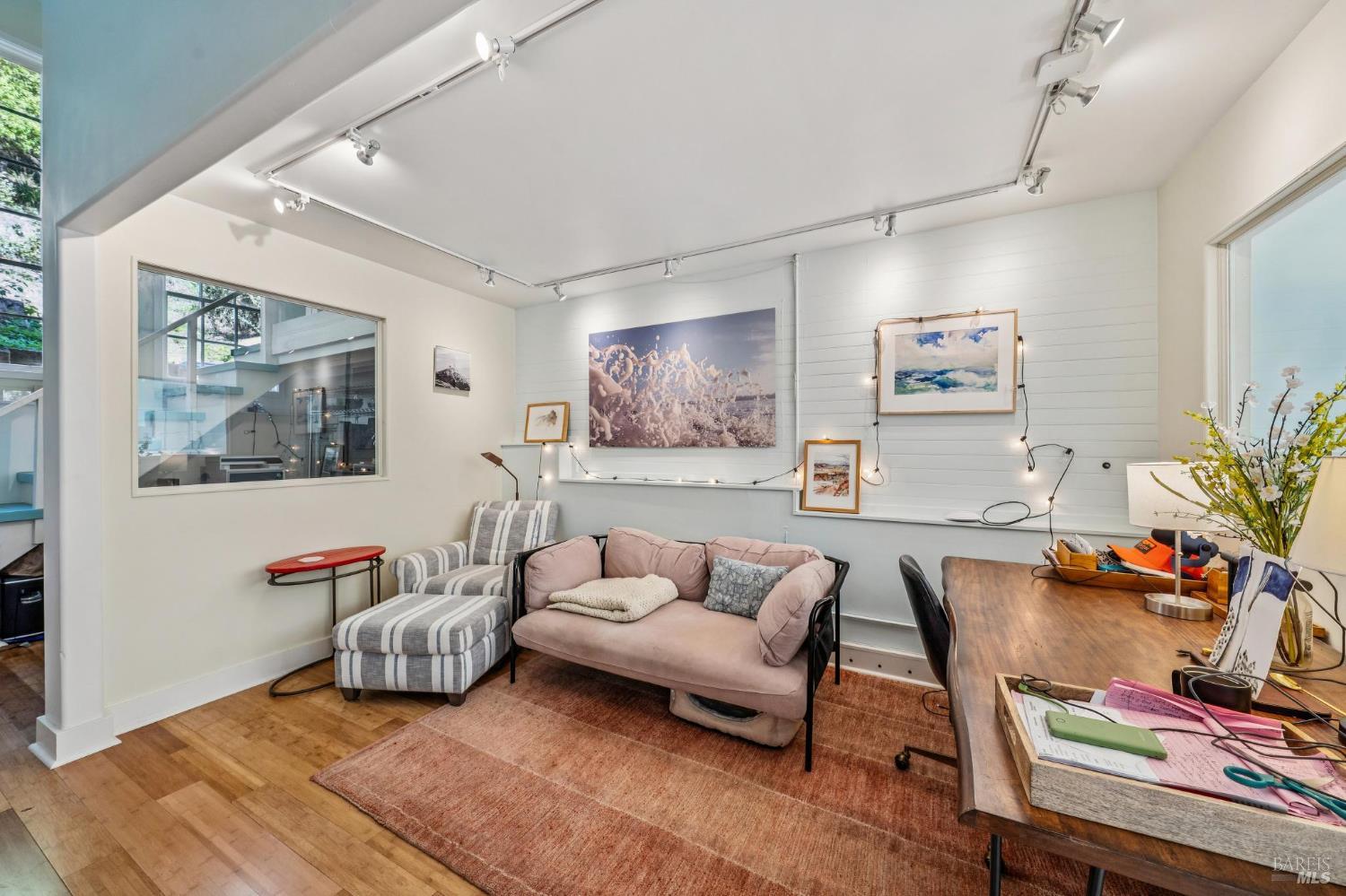 Detail Gallery Image 15 of 45 For 3 Wharf Rd, Bolinas,  CA 94924 - – Beds | – Baths