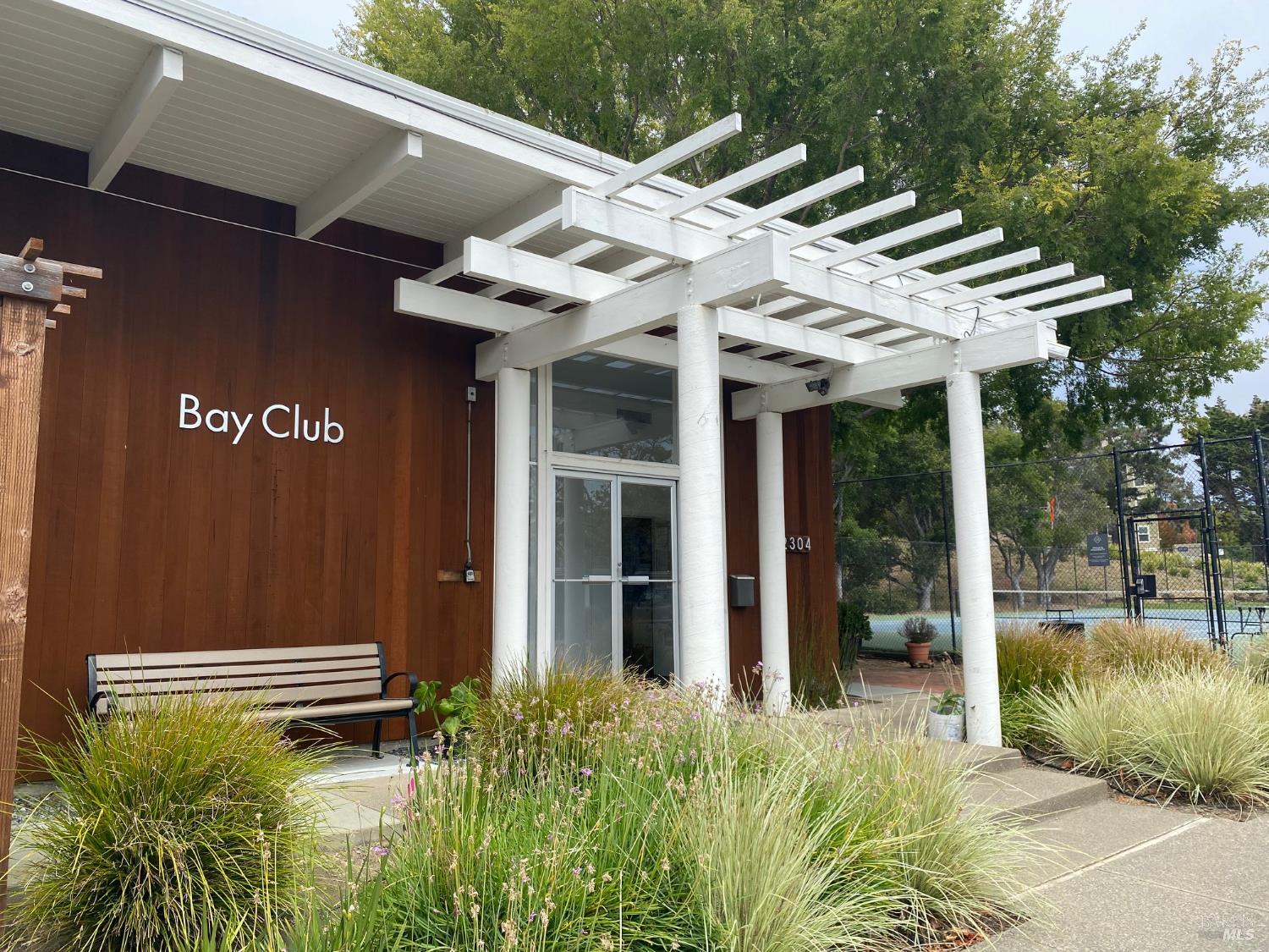 Detail Gallery Image 2 of 4 For Address Is Not Disclosed, Mill Valley,  CA 94941 - 2 Beds | 2 Baths