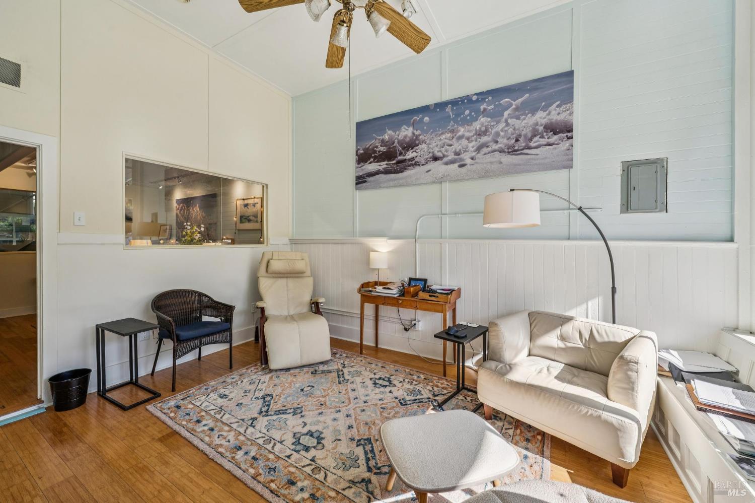 Detail Gallery Image 13 of 45 For 3 Wharf Rd, Bolinas,  CA 94924 - – Beds | – Baths