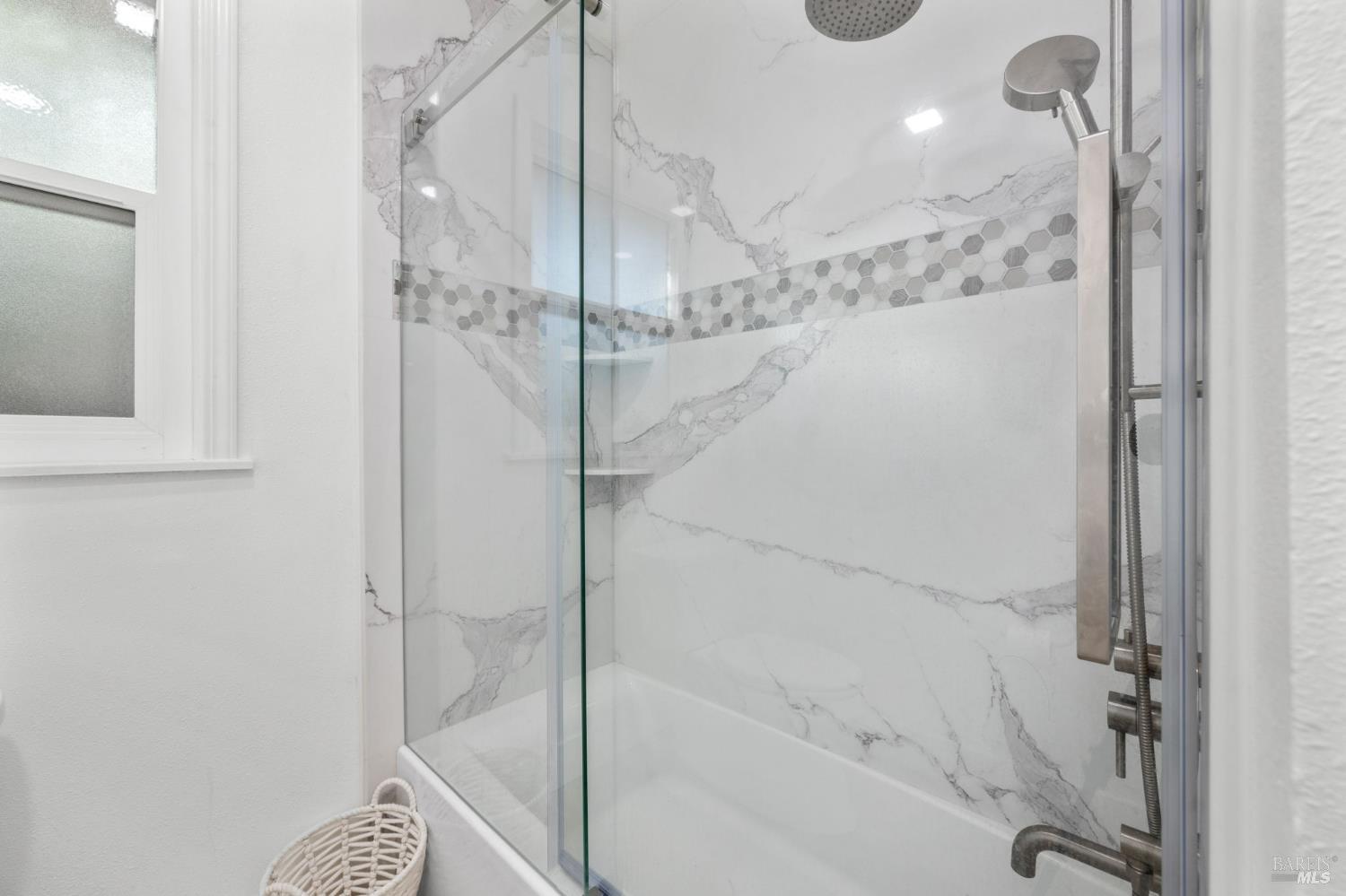 Detail Gallery Image 26 of 58 For 1455 Grove Way, Concord,  CA 94518 - 3 Beds | 2 Baths