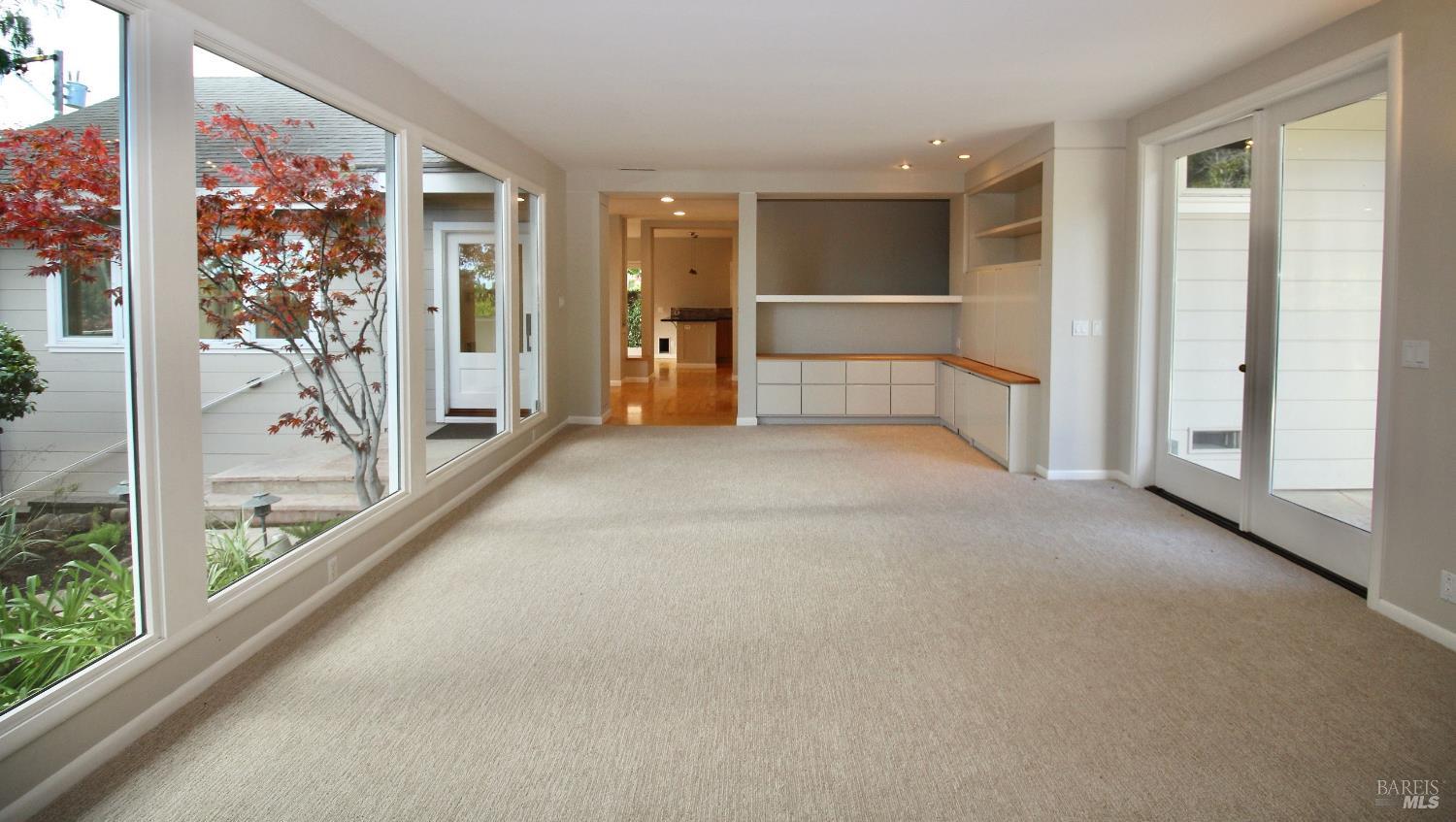 Detail Gallery Image 15 of 29 For Address Is Not Disclosed, Mill Valley,  CA 94941 - 3 Beds | 2/1 Baths