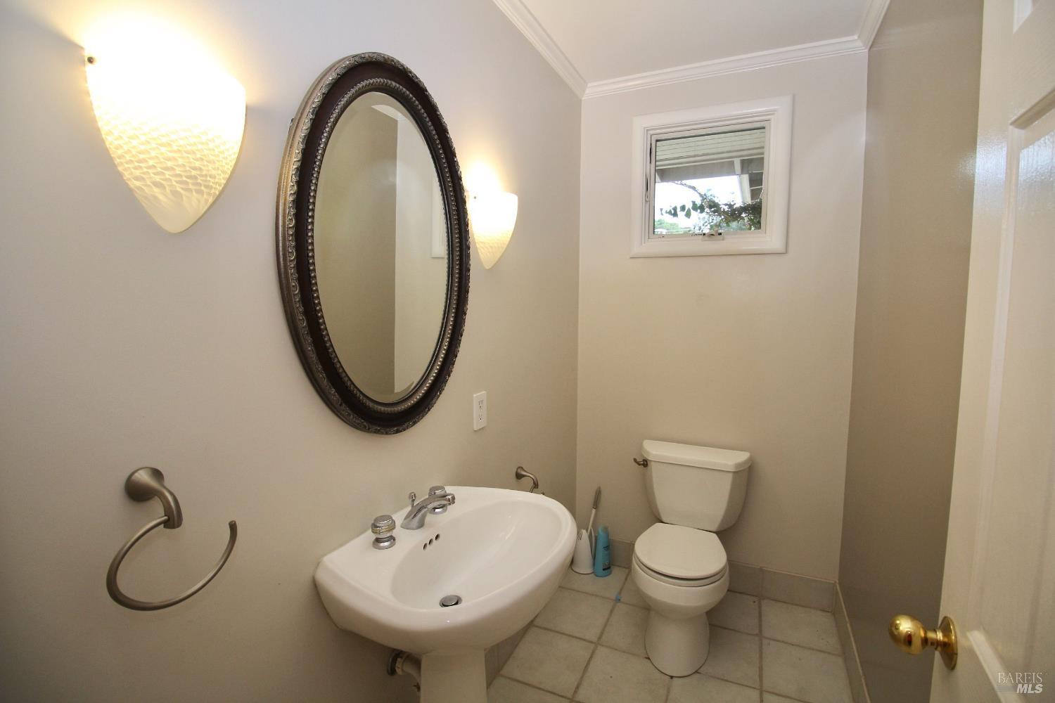 Detail Gallery Image 16 of 29 For Address Is Not Disclosed, Mill Valley,  CA 94941 - 3 Beds | 2/1 Baths