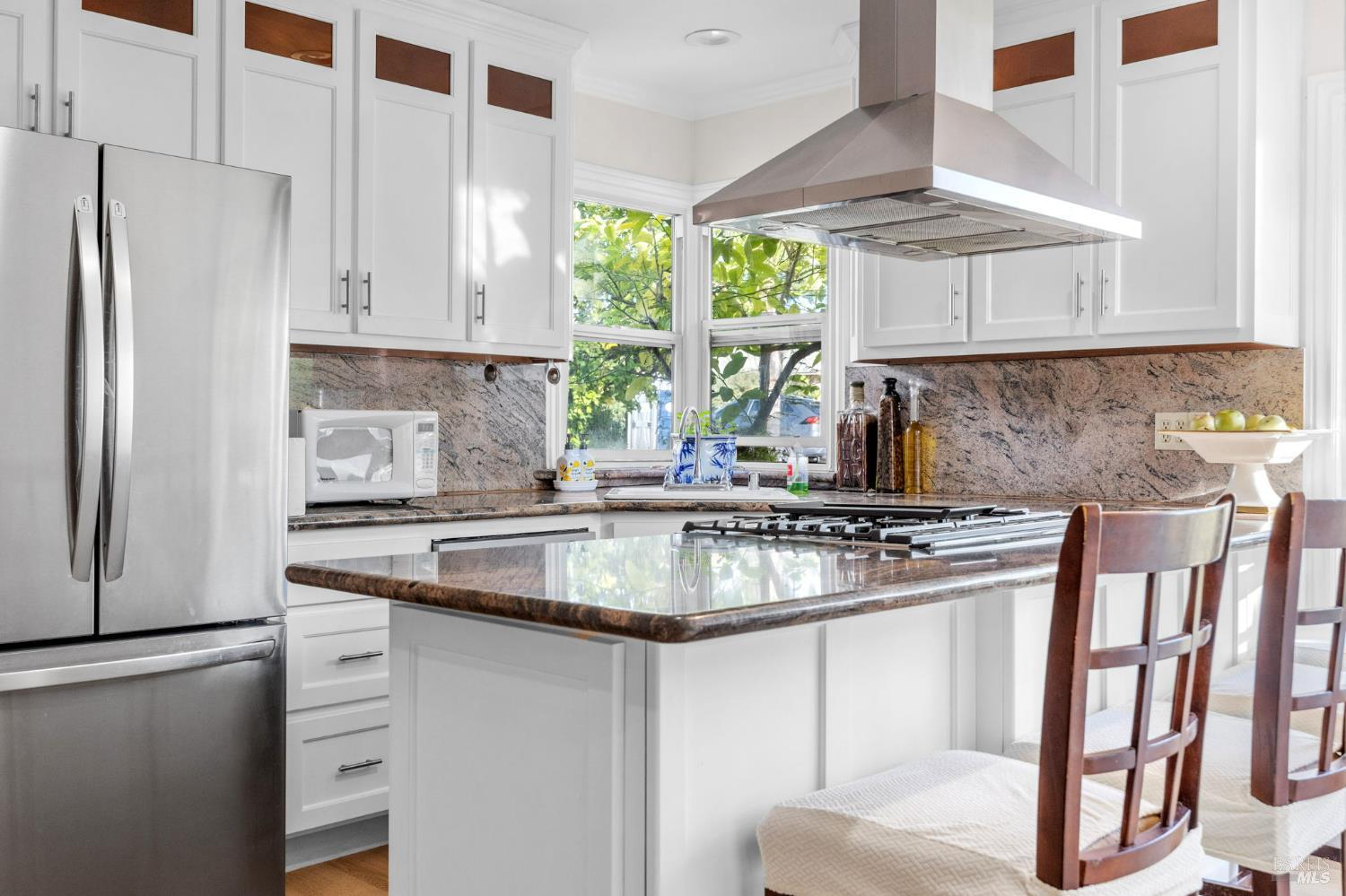 Detail Gallery Image 10 of 58 For 1455 Grove Way, Concord,  CA 94518 - 3 Beds | 2 Baths