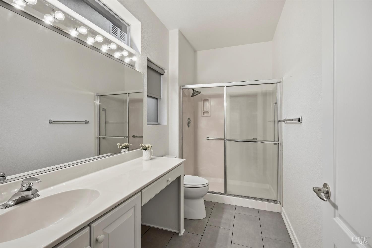 Detail Gallery Image 35 of 40 For 124 Wisteria Cir, Cloverdale,  CA 95425 - 2 Beds | 2 Baths