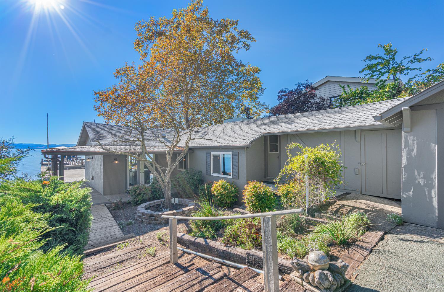 Detail Gallery Image 3 of 88 For 4627 E State Hwy 20 Unkn, Nice,  CA 95464 - 4 Beds | 3 Baths