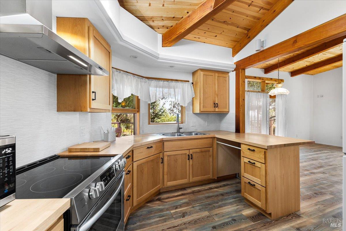 Detail Gallery Image 28 of 43 For 5262 Wikiup Ct, Santa Rosa,  CA 95403 - – Beds | – Baths