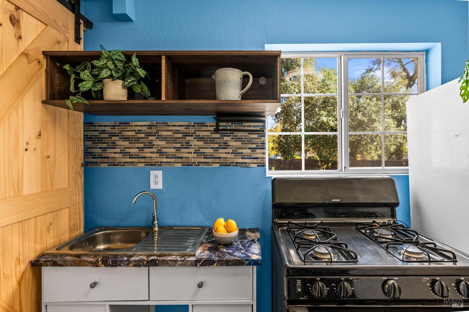 Detail Gallery Image 17 of 49 For 355 Sky Oaks Dr, Angwin,  CA 94508 - 5 Beds | 2 Baths