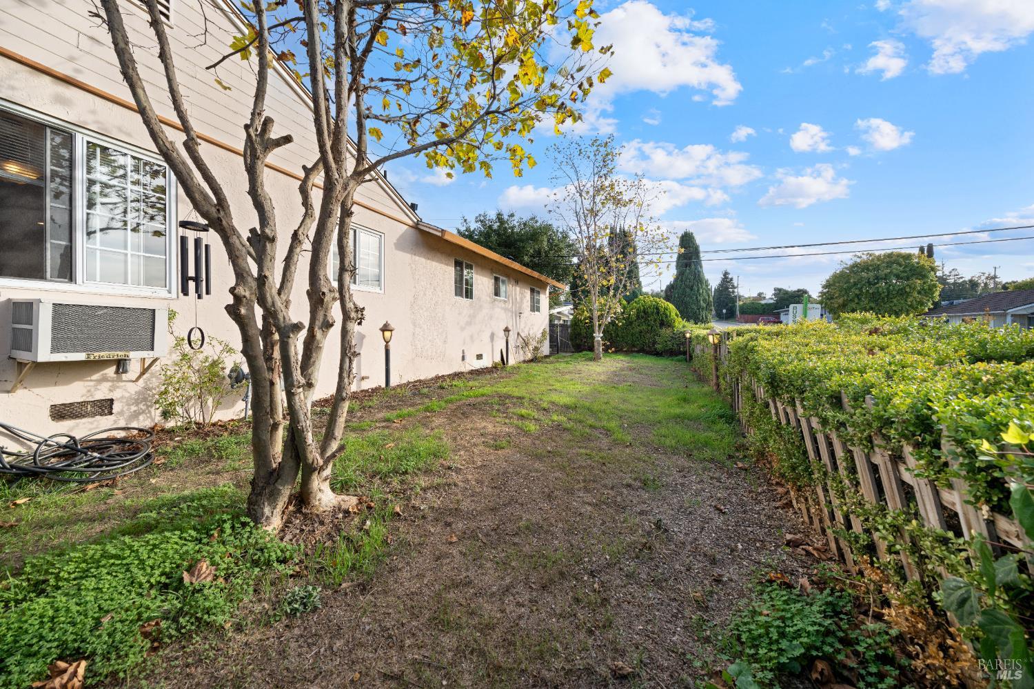 Detail Gallery Image 34 of 43 For 501 Baywood Dr, Vallejo,  CA 94591 - 3 Beds | 2 Baths