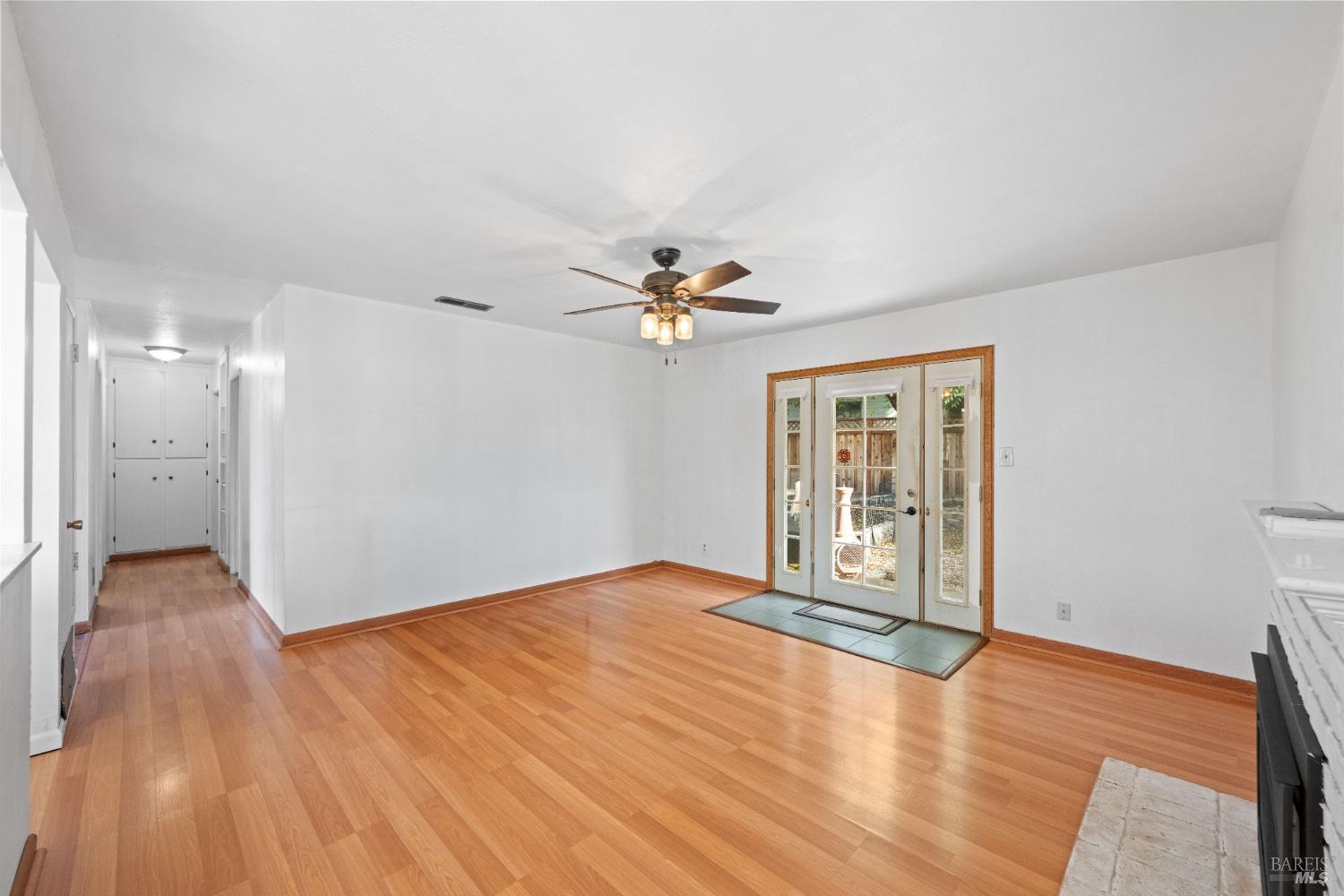 Detail Gallery Image 9 of 40 For 1557 Madrid Ct, Napa,  CA 94559 - 3 Beds | 2 Baths