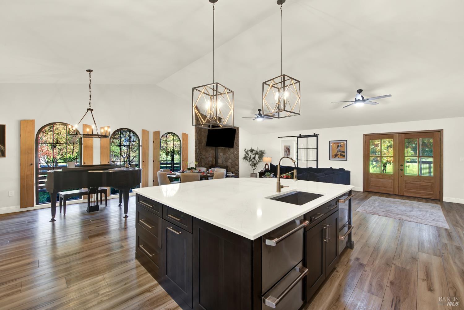 Detail Gallery Image 12 of 81 For 7707 Serpa Ln, Dixon,  CA 95620 - 2 Beds | 2/1 Baths